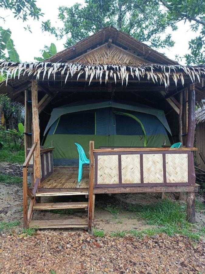 Tony'S Country Glamping With Chalet With Private Wash Room Accommodation El Nido Buitenkant foto