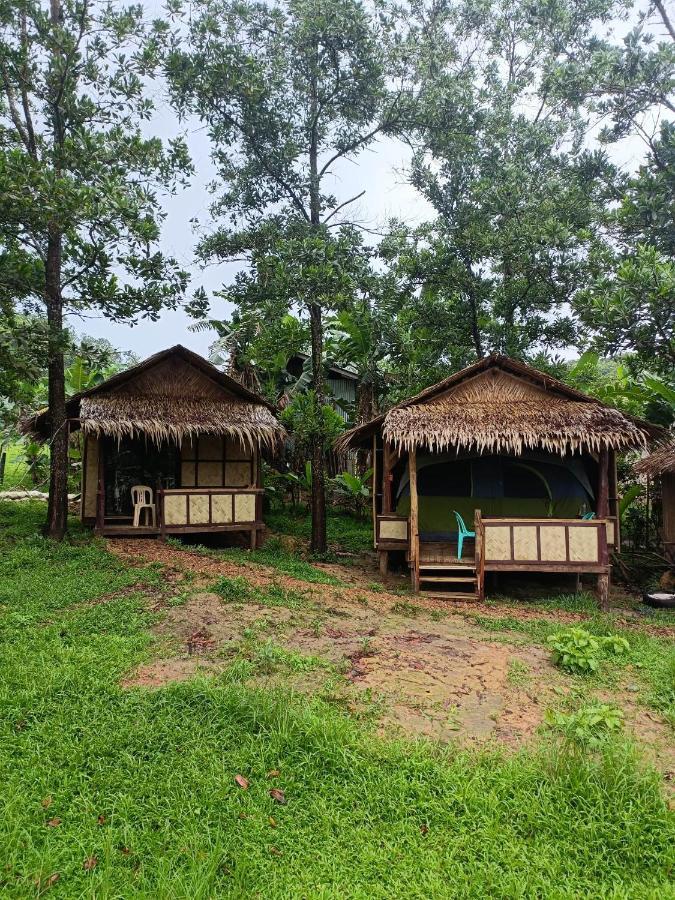 Tony'S Country Glamping With Chalet With Private Wash Room Accommodation El Nido Buitenkant foto