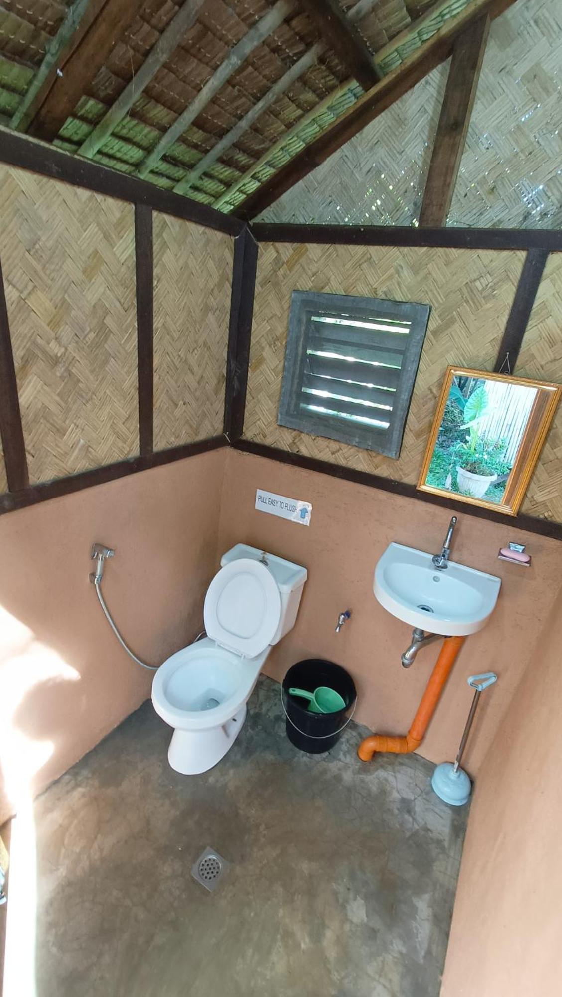 Tony'S Country Glamping With Chalet With Private Wash Room Accommodation El Nido Buitenkant foto